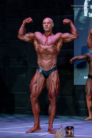 CLASSIC PHYSIQUE +178